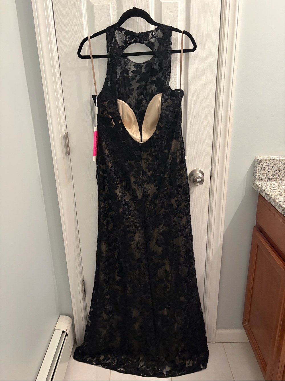 Rosa Clará Black Floral Lace Gown - Sleeveless Halter Neck Formal Dress Size 12 - Picture 4 of 16